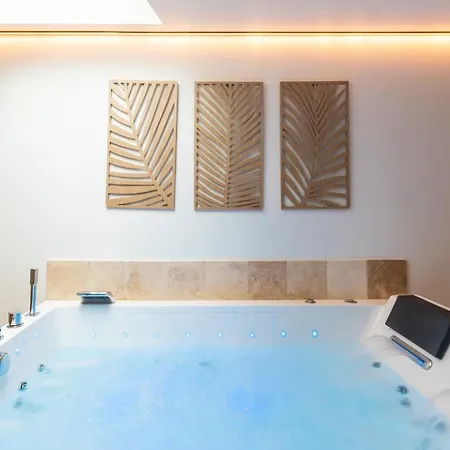 Pyrénées Signature - Suites&spa Apartamento