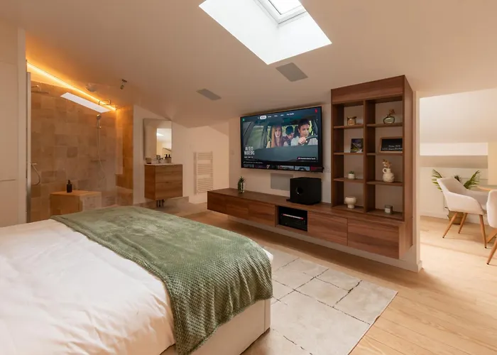 Pyrenees Signature - & Ταρμπ