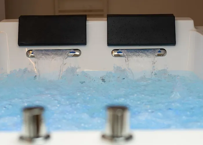 Pyrenees Signature - & Ταρμπ