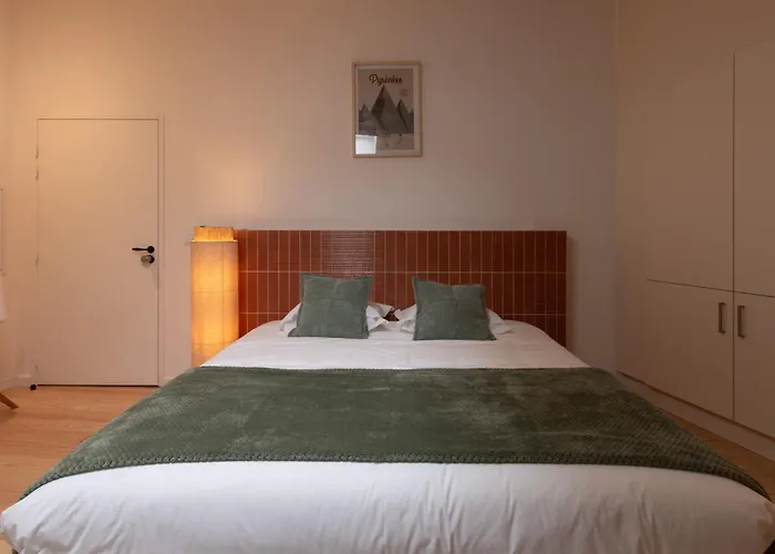 Διαμέρισμα Pyrenees Signature - & *