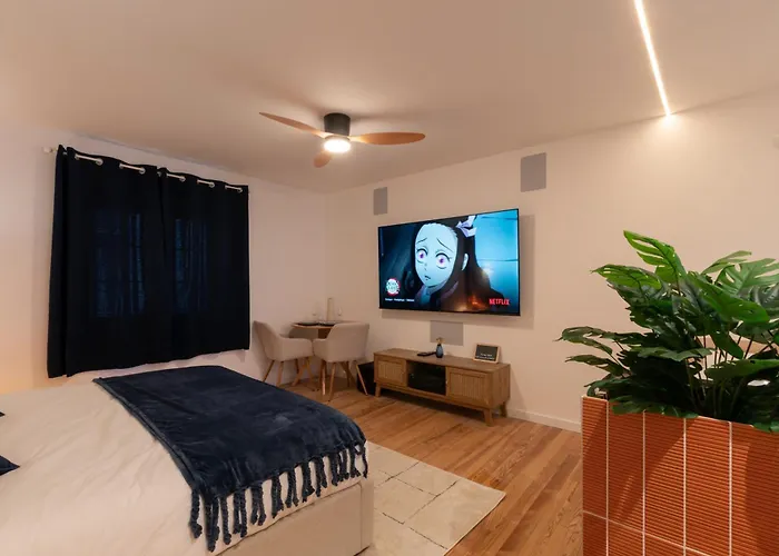 Pyrenees Signature - & * Тарб